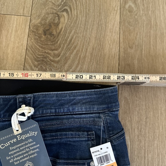 Democracy‎ Ab"solution® Short Mold & Hold 9" Blue Denim Plus Shorts 24W NEW - Picture 9 of 11